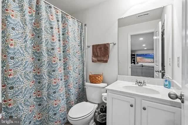 18 ALBATROSS CT, Front Royal, VA 22630