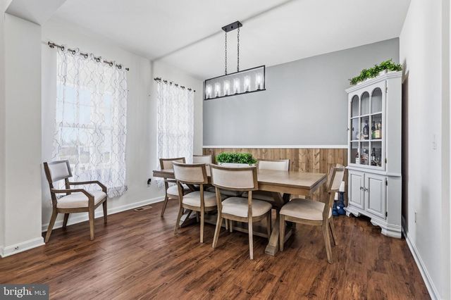 18 ALBATROSS CT, Front Royal, VA 22630