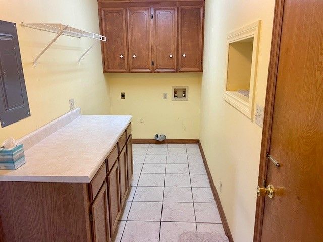 905 W Elgin Street, Siloam Springs, AR 72761