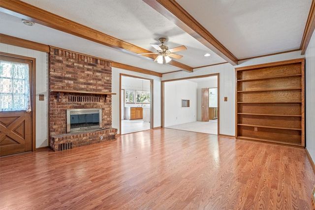 905 W Elgin Street, Siloam Springs, AR 72761