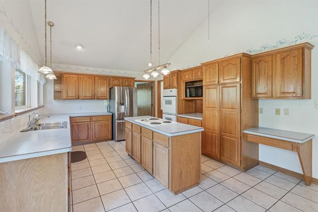 905 W Elgin Street, Siloam Springs, AR 72761