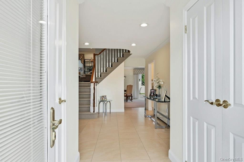 2039 Blanche Lane, Merrick, NY 11566 — photo 5