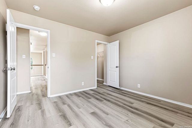 8050 CHISOS OAK DR, San Antonio, TX 78223