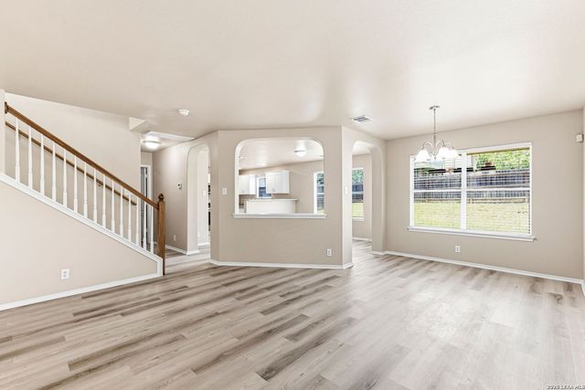 8050 CHISOS OAK DR, San Antonio, TX 78223