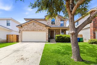 8050 CHISOS OAK DR, San Antonio, TX 78223