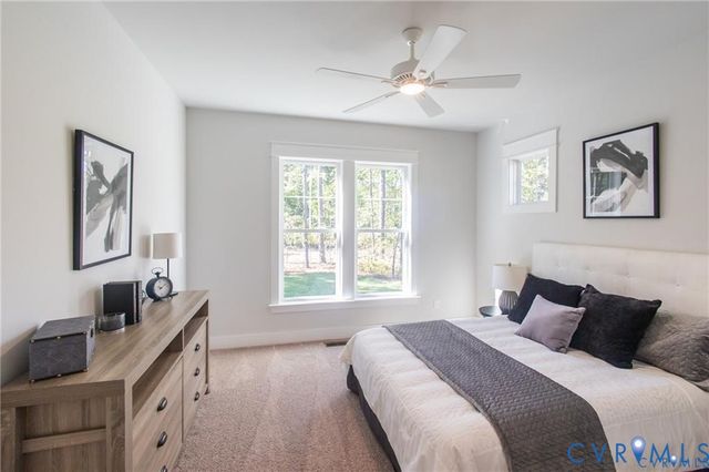 17313 Jojo Ln, Moseley, VA 23120