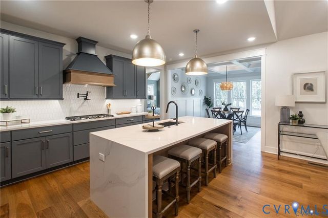 17313 Jojo Ln, Moseley, VA 23120