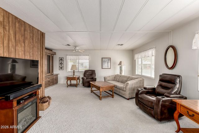 8221 E PUEBLO Avenue, Mesa, AZ 85208