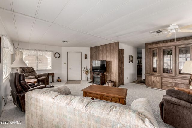 8221 E PUEBLO Avenue, Mesa, AZ 85208