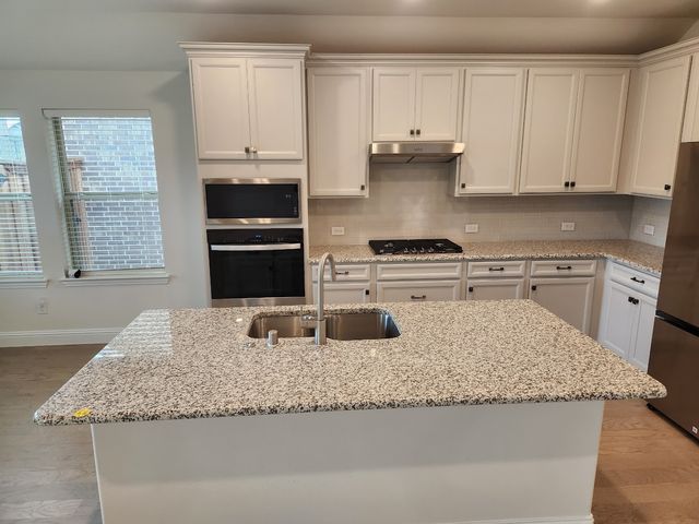 3816 Oldham Road, Little Elm, TX 75068