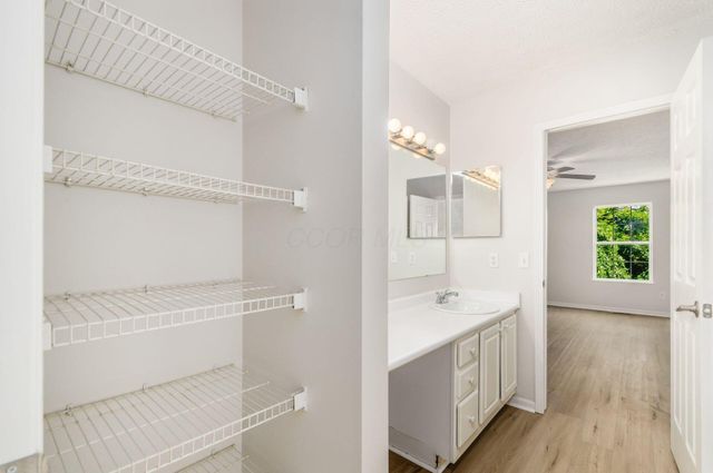 1842 Bashan Drive, 75F, Columbus, OH 43228