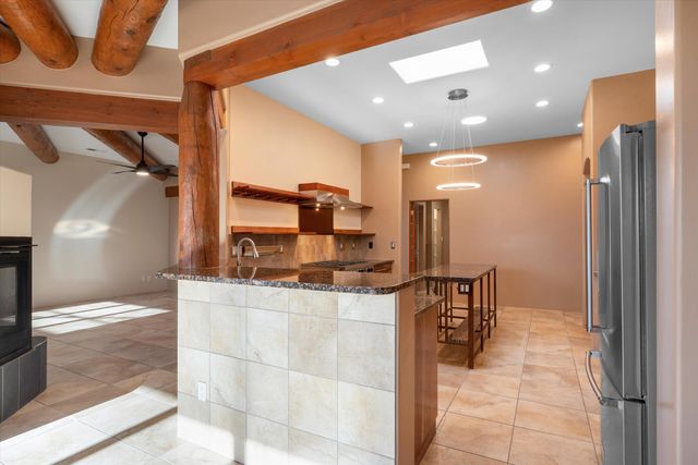 1114 W Avenida Los Suenos, Bernalillo, NM 87004