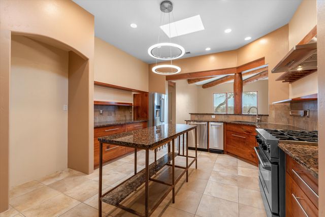 1114 W Avenida Los Suenos, Bernalillo, NM 87004