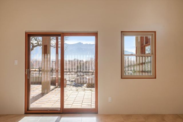 1114 W Avenida Los Suenos, Bernalillo, NM 87004