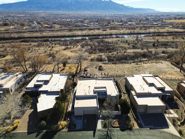 1114 W Avenida Los Suenos, Bernalillo, NM 87004