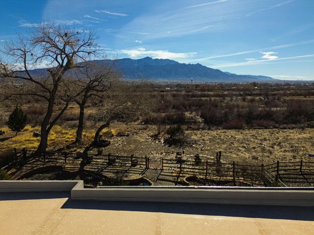 1114 W Avenida Los Suenos, Bernalillo, NM 87004