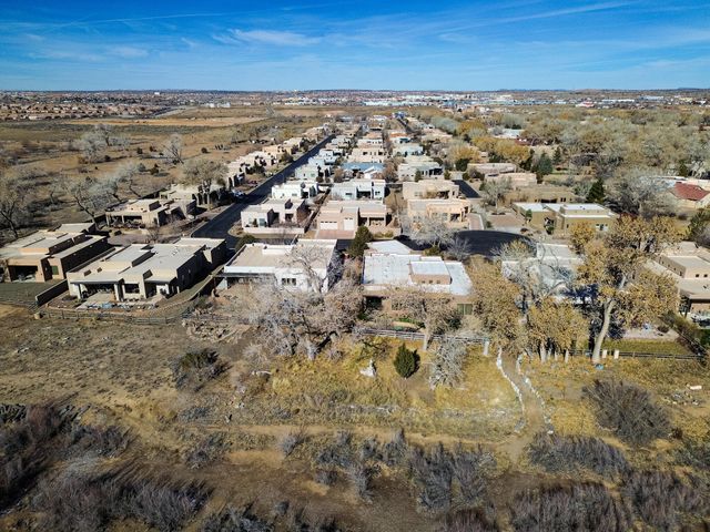 1114 W Avenida Los Suenos, Bernalillo, NM 87004