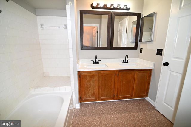 11215-C HERON PL, Waldorf, MD 20603