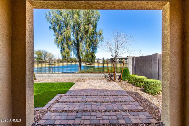 658 E ROJO Way, Gilbert, AZ 85297