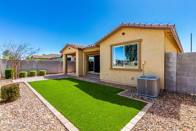 658 E ROJO Way, Gilbert, AZ 85297