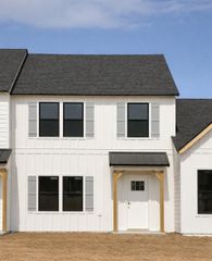 6632 Monarch Circle 60, Hixson, TN 37343