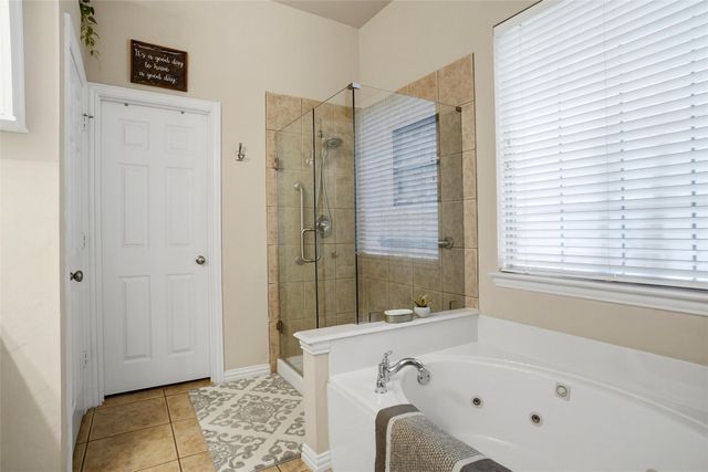 5913 Pedernales Ridge, North Richland Hills, TX 76180