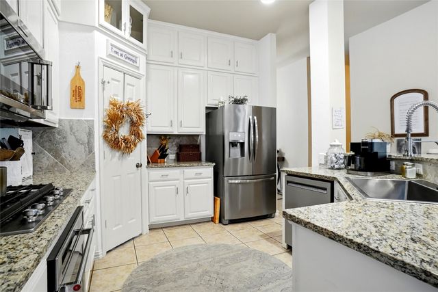 5913 Pedernales Ridge, North Richland Hills, TX 76180