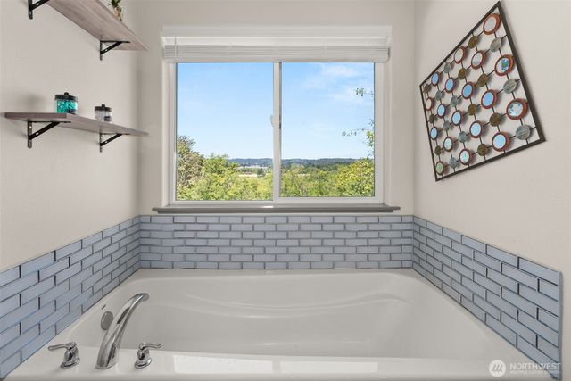 210 Mitchell Lane NE, Napavine, WA 98532