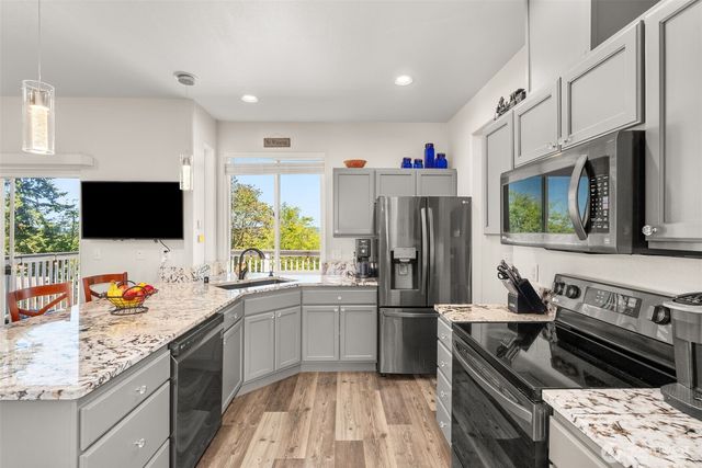 210 Mitchell Lane NE, Napavine, WA 98532