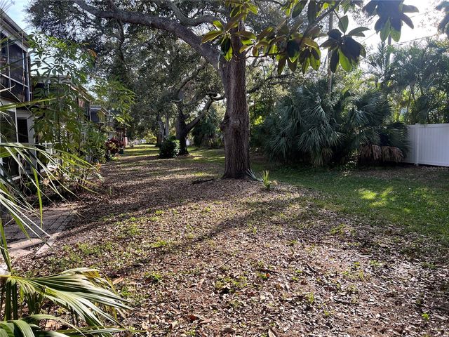 8500 13TH STREET N A, St Petersburg, FL 33702