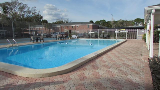 8500 13TH STREET N A, St Petersburg, FL 33702