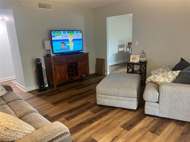 8500 13TH STREET N A, St Petersburg, FL 33702