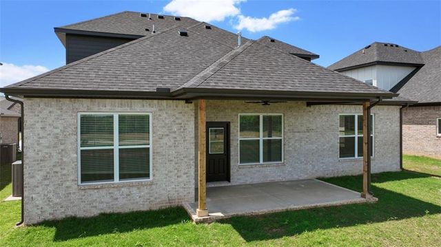 1221 Mammoth Street, Centerton, AR 72719