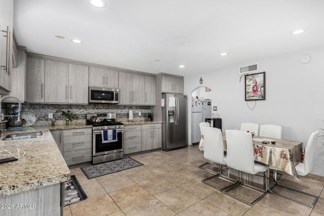 4513 W YUCCA Street, Glendale, AZ 85304