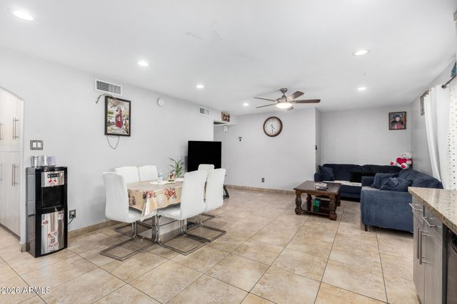 4513 W YUCCA Street, Glendale, AZ 85304