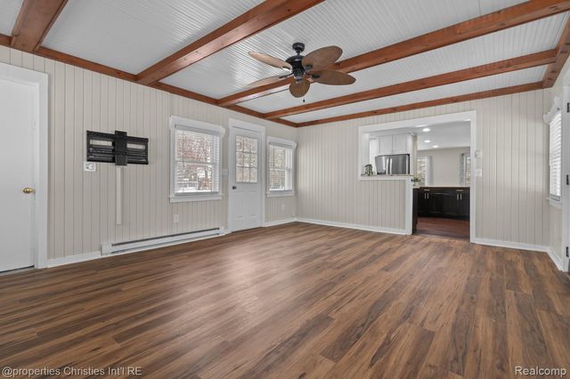 7145 Henry Drive, West Bloomfield Charter Township, MI 48324