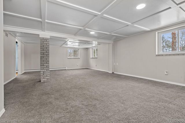 7145 Henry Drive, West Bloomfield Charter Township, MI 48324