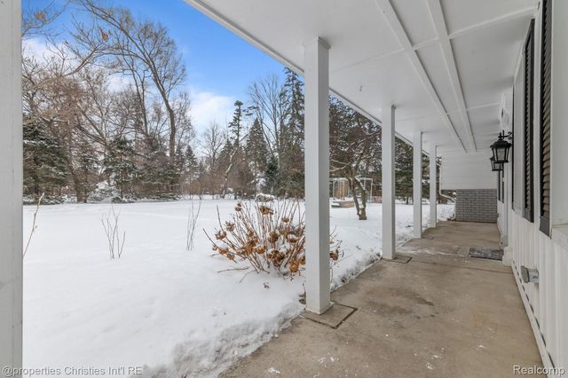 7145 Henry Drive, West Bloomfield Charter Township, MI 48324