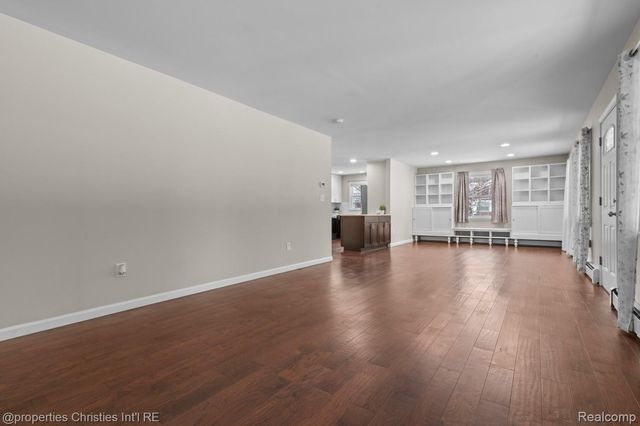 7145 Henry Drive, West Bloomfield Charter Township, MI 48324