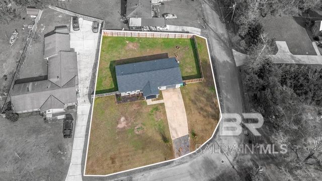 328 Villa Oaks Drive, Saraland, AL 36571