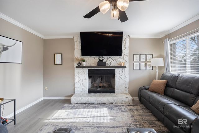 328 Villa Oaks Drive, Saraland, AL 36571