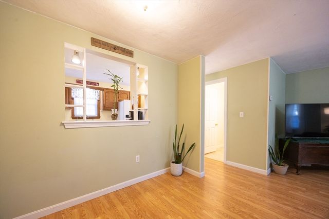 13 Eagle Dr 13, Douglas, MA 01516