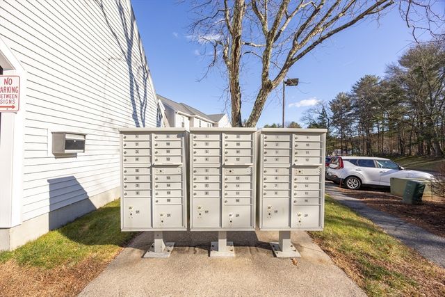 13 Eagle Dr 13, Douglas, MA 01516