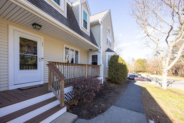 13 Eagle Dr 13, Douglas, MA 01516