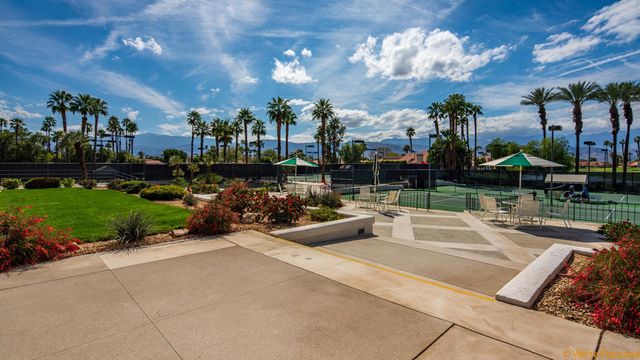285 Desert Falls Drive E, Palm Desert, CA 92211