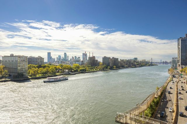 55 E End Ave Apt 8A, New York City, NY 10028