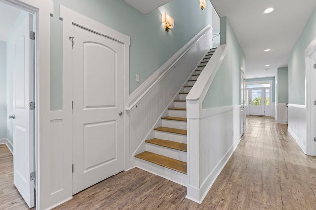 878 S Waccamaw Dr., Murrells Inlet, SC 29576