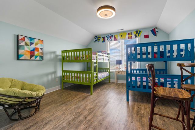 878 S Waccamaw Dr., Murrells Inlet, SC 29576