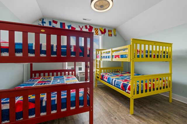 878 S Waccamaw Dr., Murrells Inlet, SC 29576