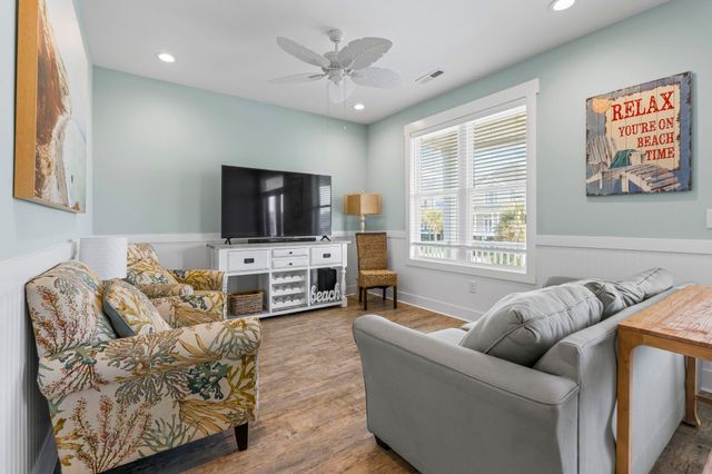 878 S Waccamaw Dr., Murrells Inlet, SC 29576